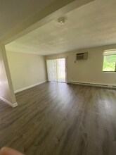 310 Thompson Rd in Webster, MA - Building Photo - Building Photo
