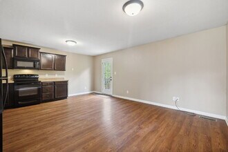 1723 Thistlewood Dr in Clarksville, TN - Building Photo - Building Photo