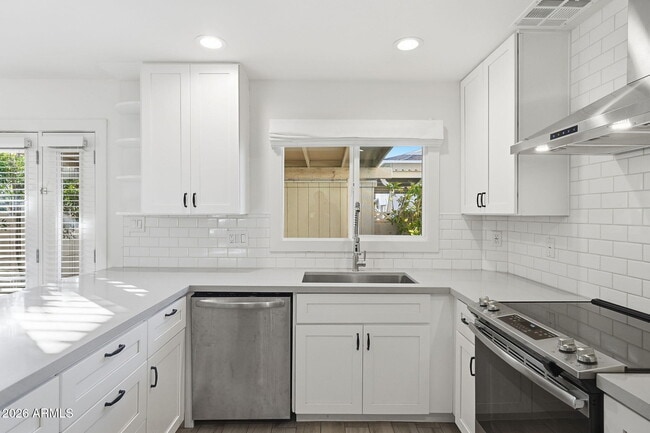 6131 N Granite Reef Rd in Scottsdale, AZ - Building Photo - Building Photo