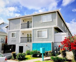 14523 Freeman Ave in Lawndale, CA - Building Photo