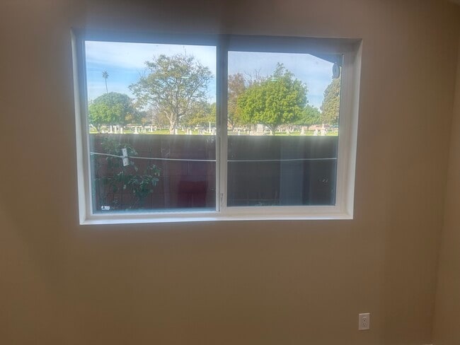 208 N La Plaza, Unit 208 N La Plaza