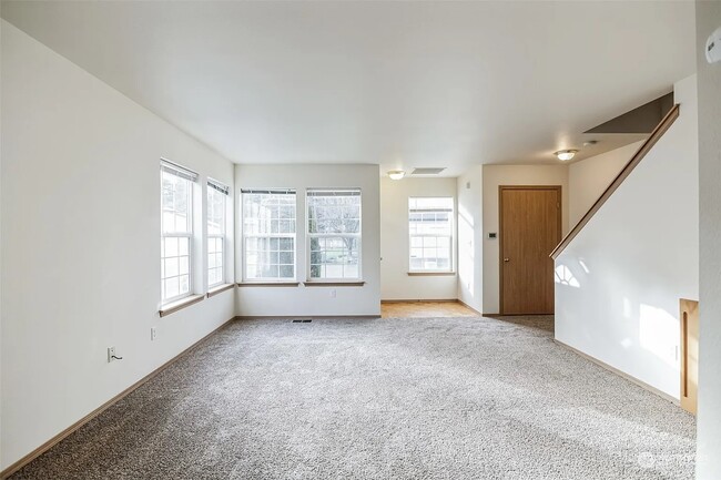 9611 161st St E, Unit K in Puyallup, WA - Building Photo - Building Photo