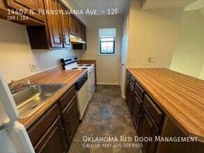 14407 N Pennsylvania Ave in Oklahoma City, OK - Foto de edificio - Building Photo