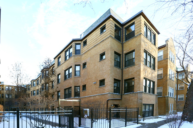 7633-7639 N Greenview Ave in Chicago, IL - Building Photo - Building Photo