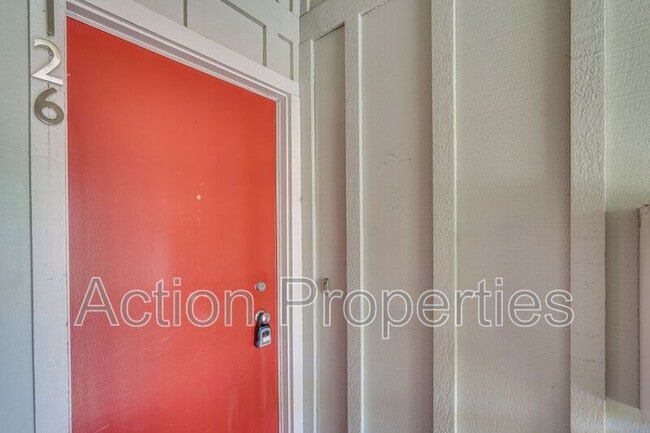 255 S Rengstorff Ave in Mountain View, CA - Building Photo - Building Photo