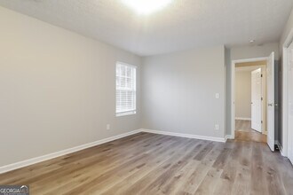 60 Summer Breeze Ct in Covington, GA - Building Photo - Building Photo