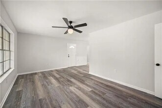 5720 Skylark Dr in Alexandria, LA - Building Photo - Building Photo