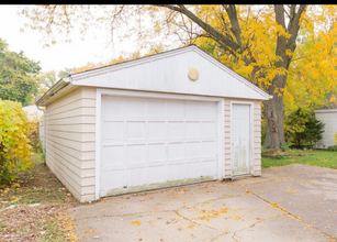 1916 Dresden Ave in Rockford, IL - Building Photo - Building Photo