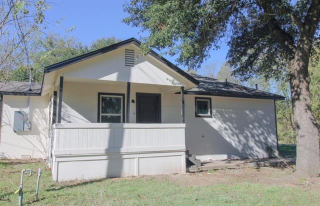307 N Wilson St in Kaufman, TX - Building Photo - Building Photo