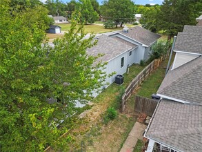 700 S Wyandotte Ave in Bartlesville, OK - Foto de edificio - Building Photo