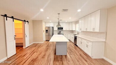 3919 N 85th St in Scottsdale, AZ - Building Photo - Building Photo