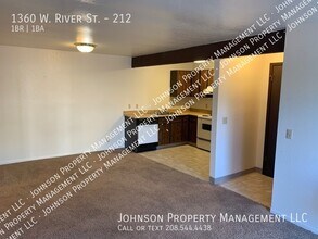1360 W River St in Boise, ID - Building Photo - Building Photo
