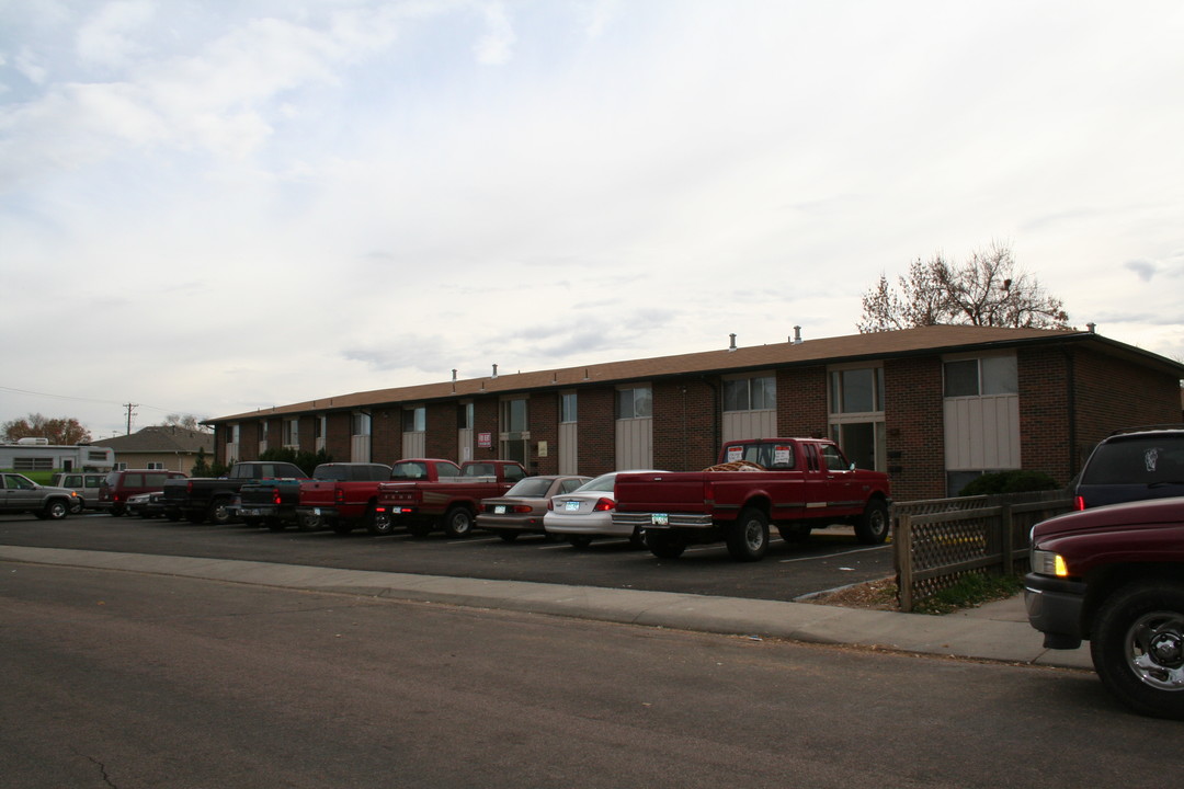 1727 Queens Dr in Longmont, CO - Building Photo