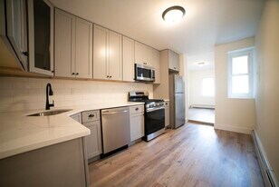 206 48th St in Union City, NJ - Building Photo