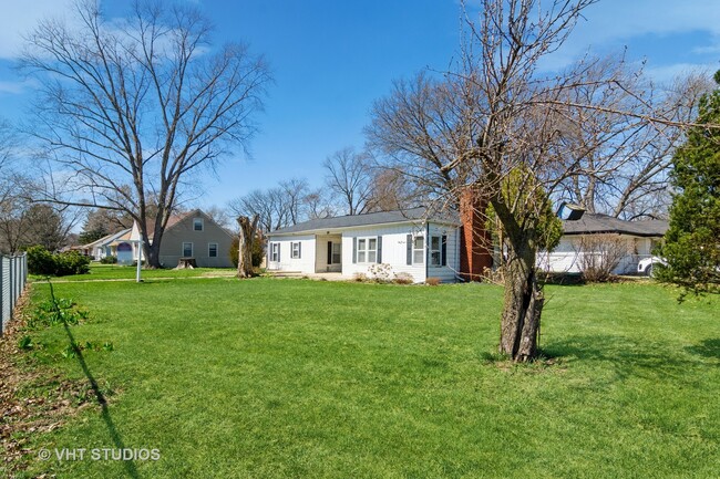 1803 Paradise Blvd in Rockford, IL - Building Photo - Building Photo