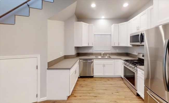 6105 Dorothy Dr in San Diego, CA - Building Photo - Building Photo