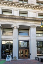 Number 10 Main in Memphis, TN - Building Photo - Building Photo