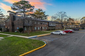 Pineview in Birmingham, AL - Building Photo - Building Photo