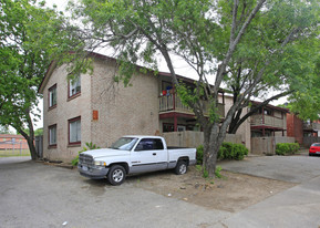 8909 Parkfield Dr Apartments