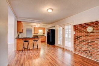 125 Dave Dr in Clarksville, TN - Foto de edificio - Building Photo