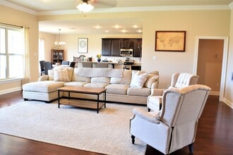 324 Camelback Dr in Bossier City, LA - Building Photo - Building Photo