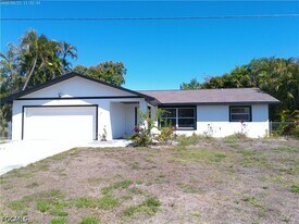 1441 SE 11th St in Cape Coral, FL - Building Photo