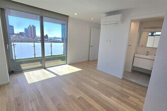40 Pinehurst Ave in New York, NY - Building Photo - Building Photo