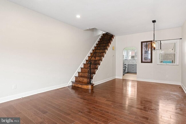 property at 2725 E Indiana Ave