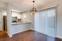 Newport at Clear Lake photo'