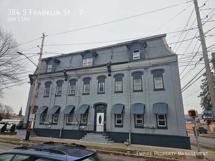 384 S Franklin St in Wilkes-Barre, PA - Foto de edificio