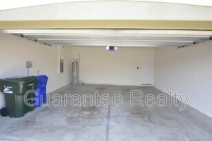 5777 Arlington River Dr. in Lakeland, FL - Building Photo