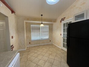 623 Honey Creek Ln in Hinesville, GA - Building Photo - Building Photo