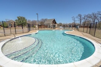 4112 Hialeah Dr in Denton, TX - Building Photo - Building Photo