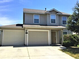 6923 Opal Clfs in Converse, TX - Building Photo