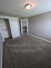 1520 Foxwood Pass in Oconomowoc, WI - Building Photo - Building Photo