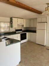 118 Sleepy Mountain Rd in Kerrville, TX - Building Photo - Building Photo