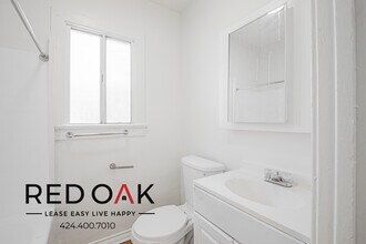 4730 St Charles Pl in Los Angeles, CA - Building Photo - Building Photo