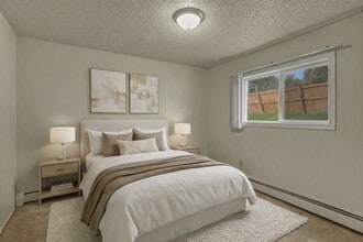 Montclair in Anchorage, AK - Building Photo - Building Photo