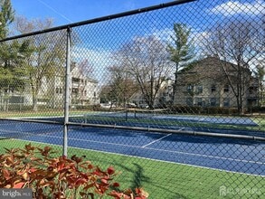 106 Heritage Blvd in Princeton, NJ - Building Photo - Building Photo