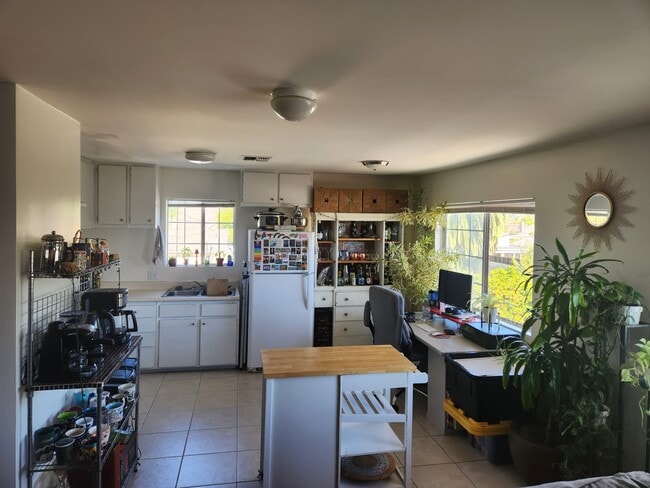 4932 S Slauson Ave, Unit C