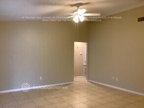 3034 Annadale Cir in Brandon, FL - Building Photo - Building Photo