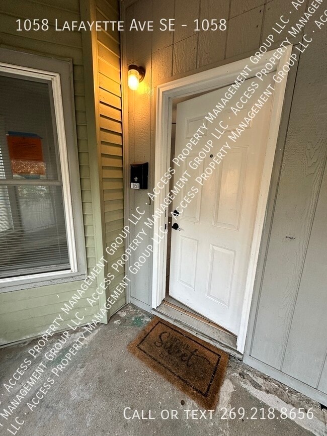 1058 Lafayette Ave SE in Grand Rapids, MI - Building Photo - Building Photo
