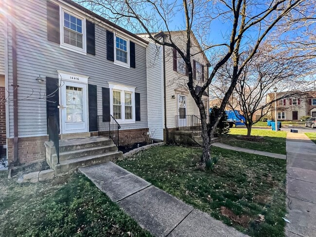 14416 Black Horse Ct in Centreville, VA - Building Photo - Building Photo