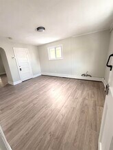 39 Mead St in Manchester, NH - Building Photo - Building Photo