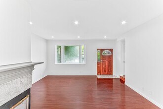 402 California St, Unit B in Arcadia, CA - Foto de edificio - Building Photo