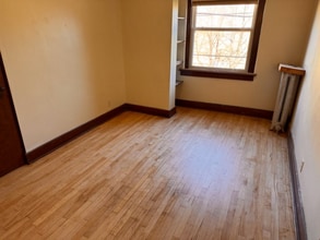 916 Milwaukee Ave in Waukesha, WI - Building Photo - Building Photo