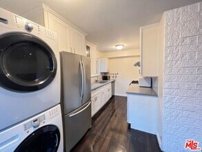 11578 Wyoming Ave in Los Angeles, CA - Building Photo - Building Photo