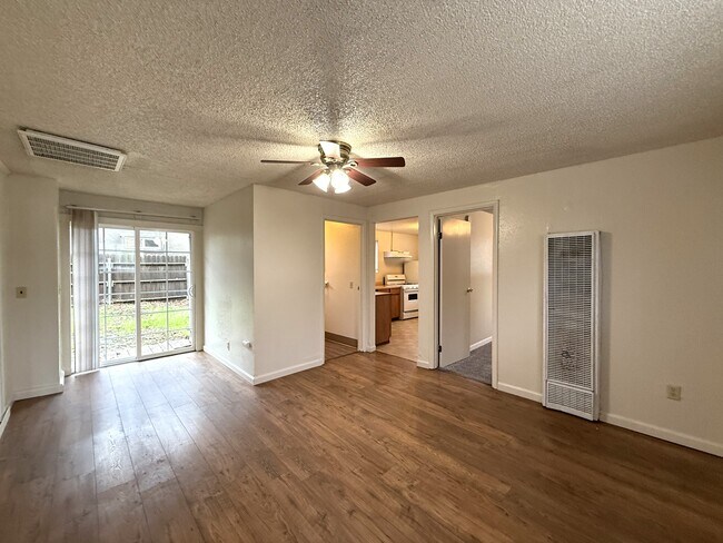 612 W 2nd Ave in Chico, CA - Building Photo - Building Photo