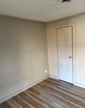 1971 E Cantrell St in Decatur, IL - Building Photo - Building Photo