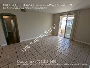 1300 S Arlington St in Las Vegas, NV - Building Photo - Building Photo